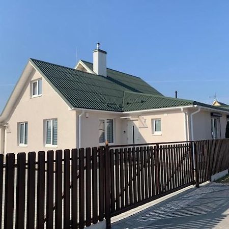 Cozy Apartment In Кармелава Экстерьер фото