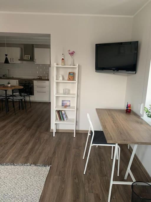 Cozy Apartment In Кармелава Экстерьер фото